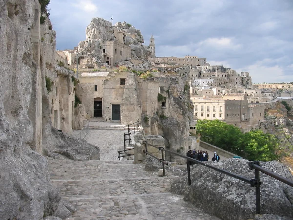 10 Best Cave Hotels and Essential Tips for Matera (2026)