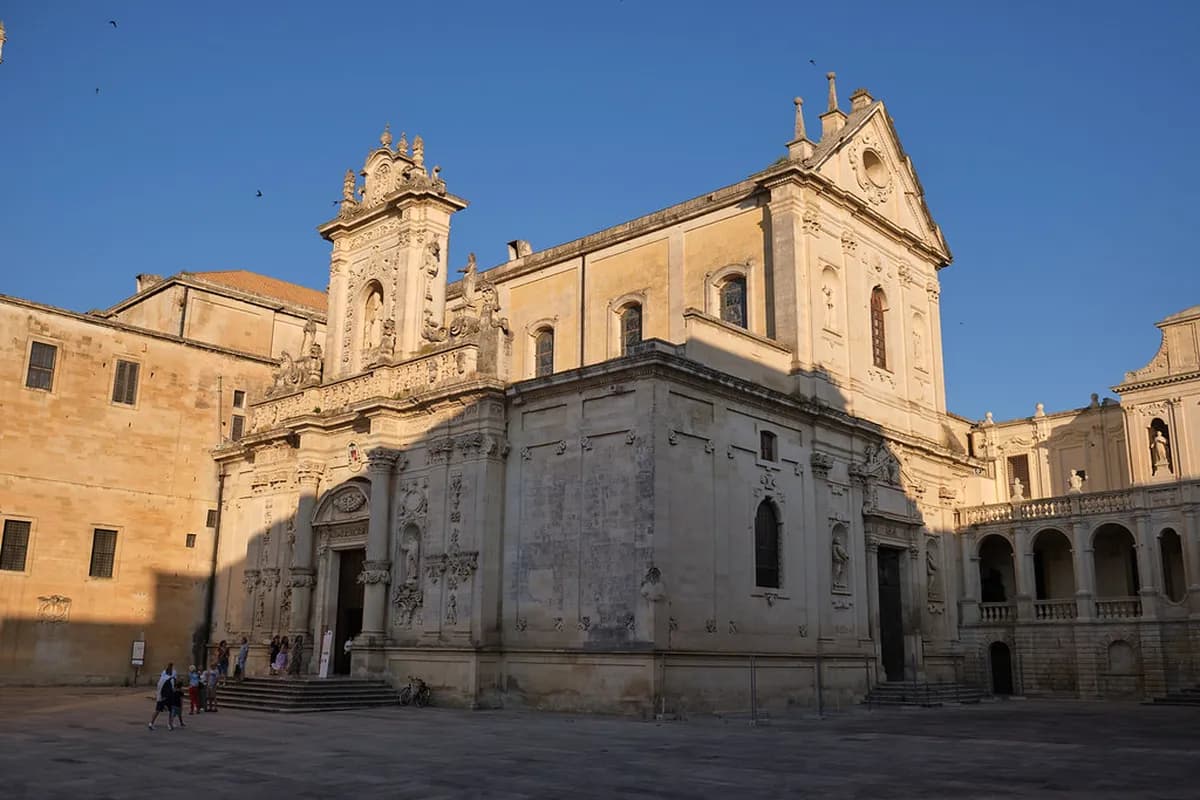 Piazza Del Duomo Lecce Guide: 10 Things to Know