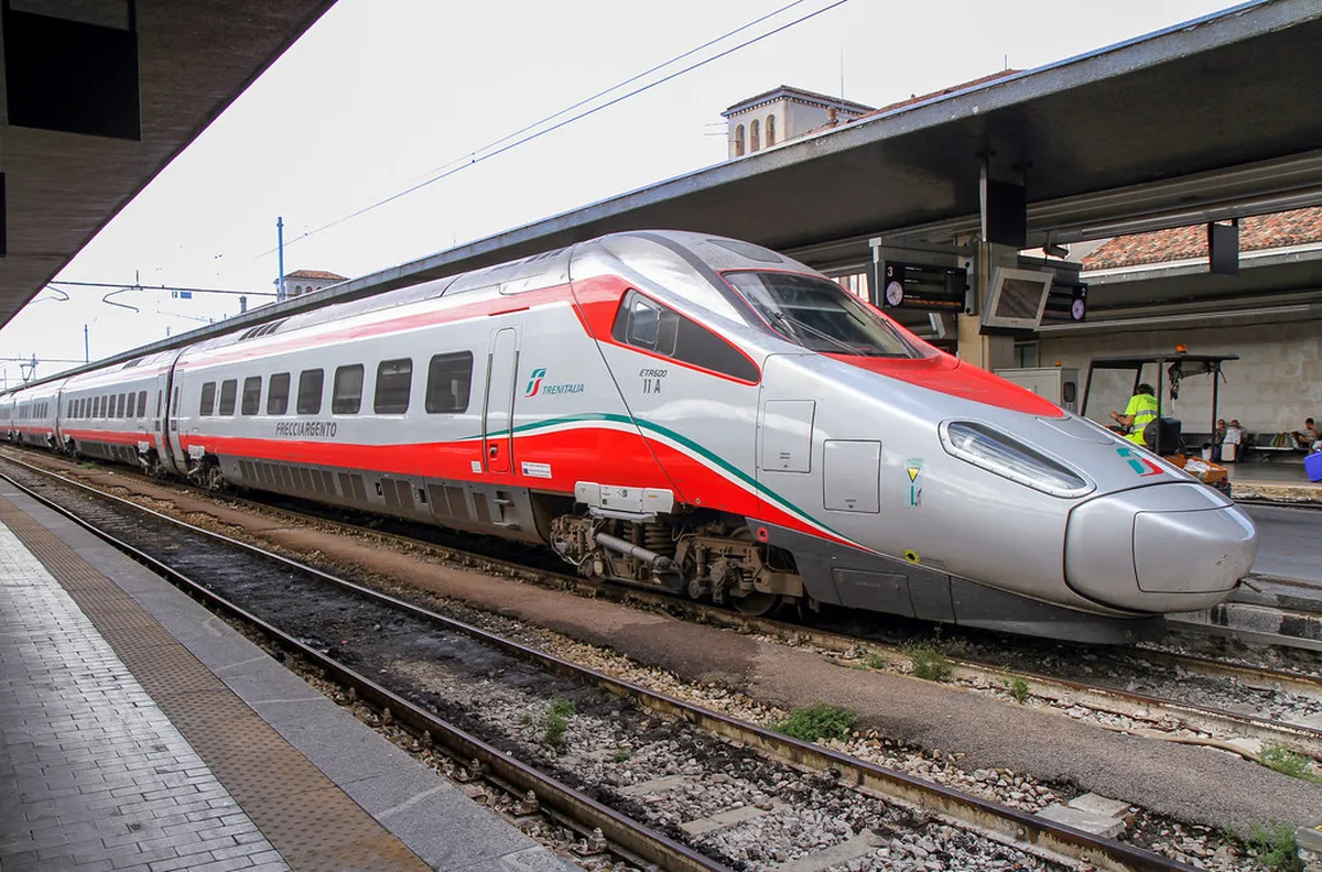 Direct Trains Rome in Bari, Italy
