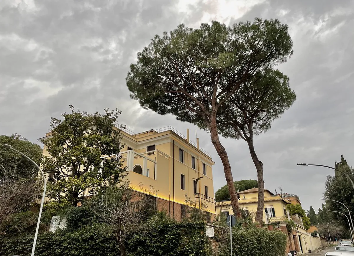 Aventino Tranquil Romantic in Rome, Italy